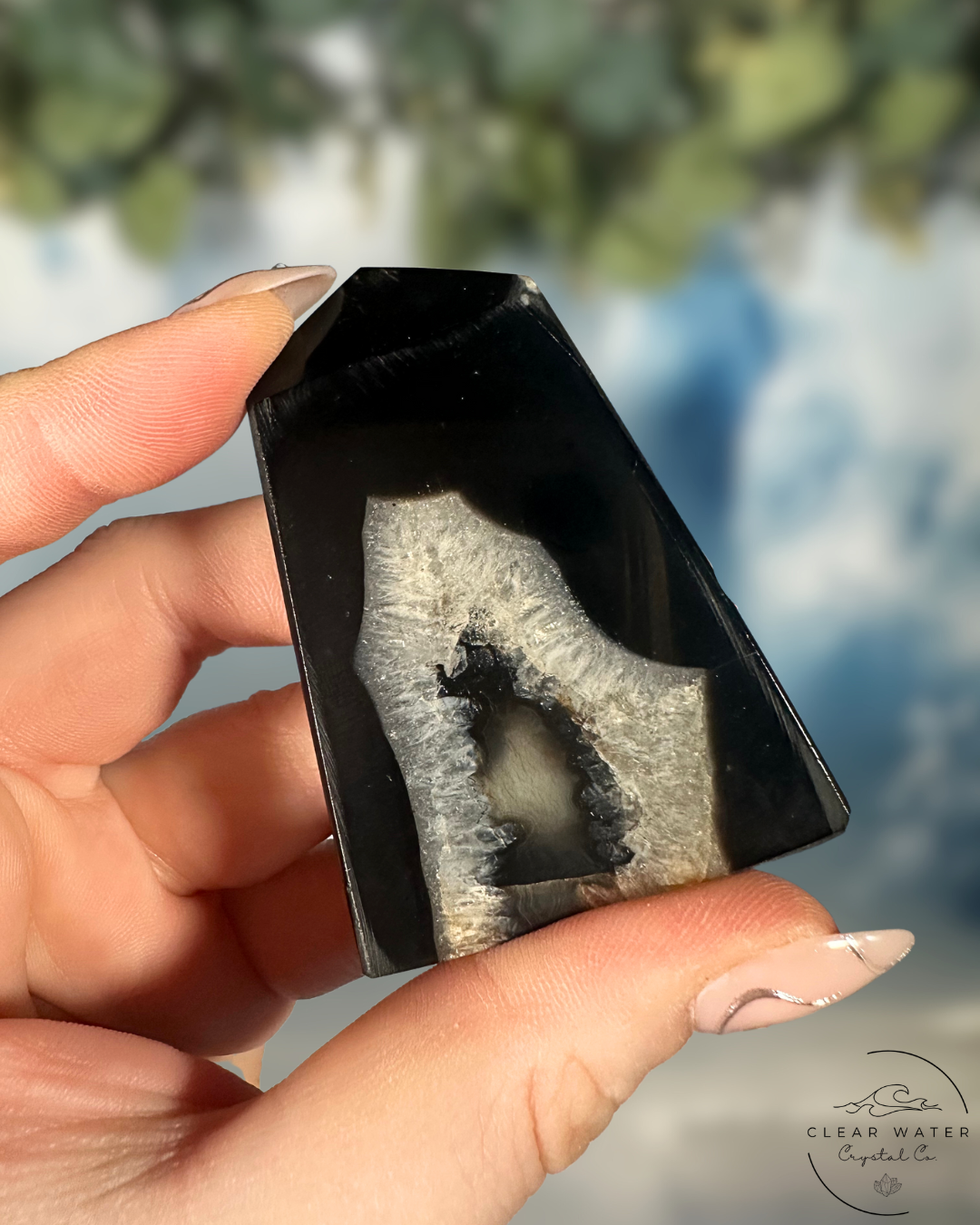 Black Agate Tower - Grounding Energy and Protective Shield
