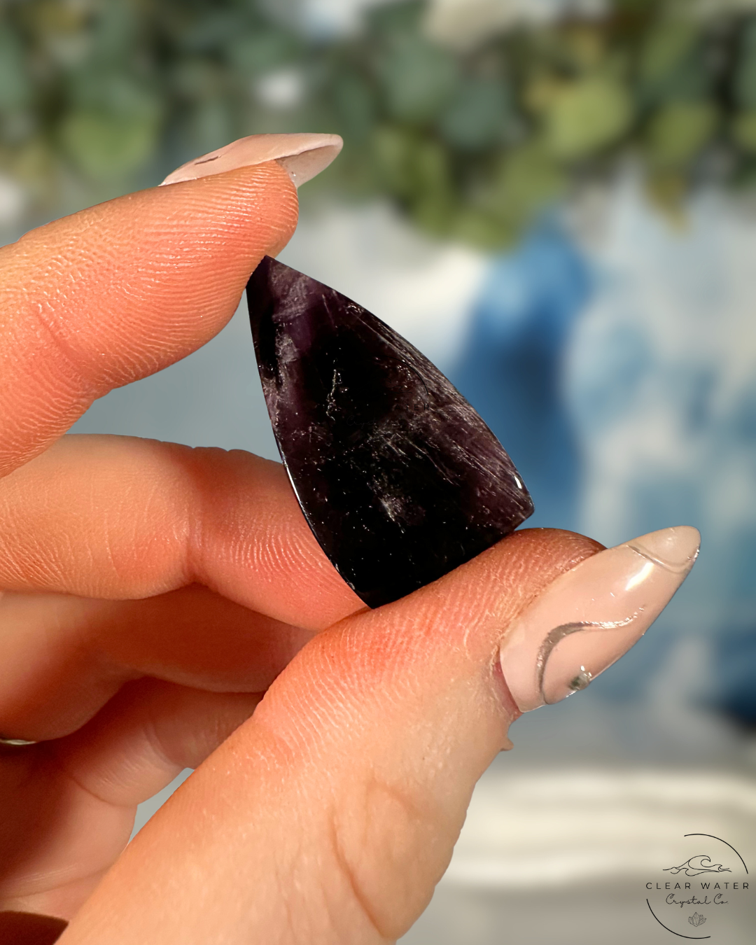 Mini Amethyst Flame Carving: Tiny Towers of Tranquility