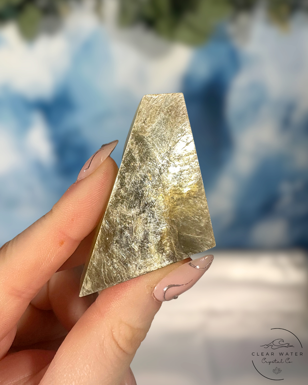 Blinding Golden Mica Slabs: Liquid Light in Your Hands