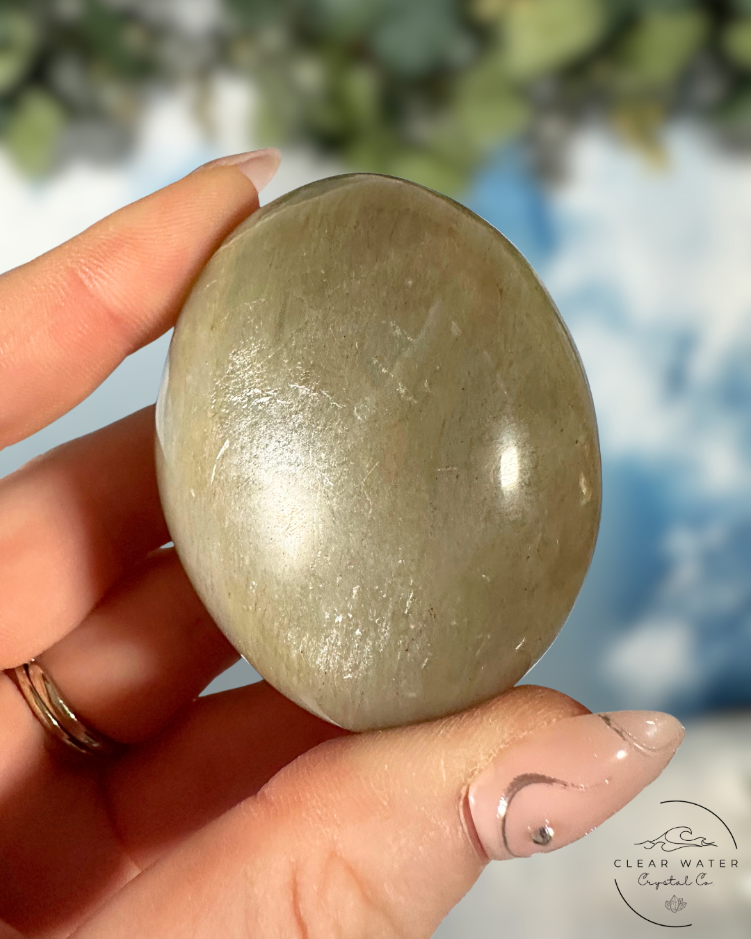 Green Moonstone Palmstone: Verdant Serenity
