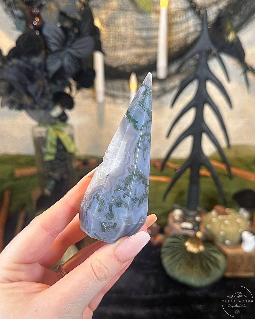 Moss Agate Standing Diamond Carving