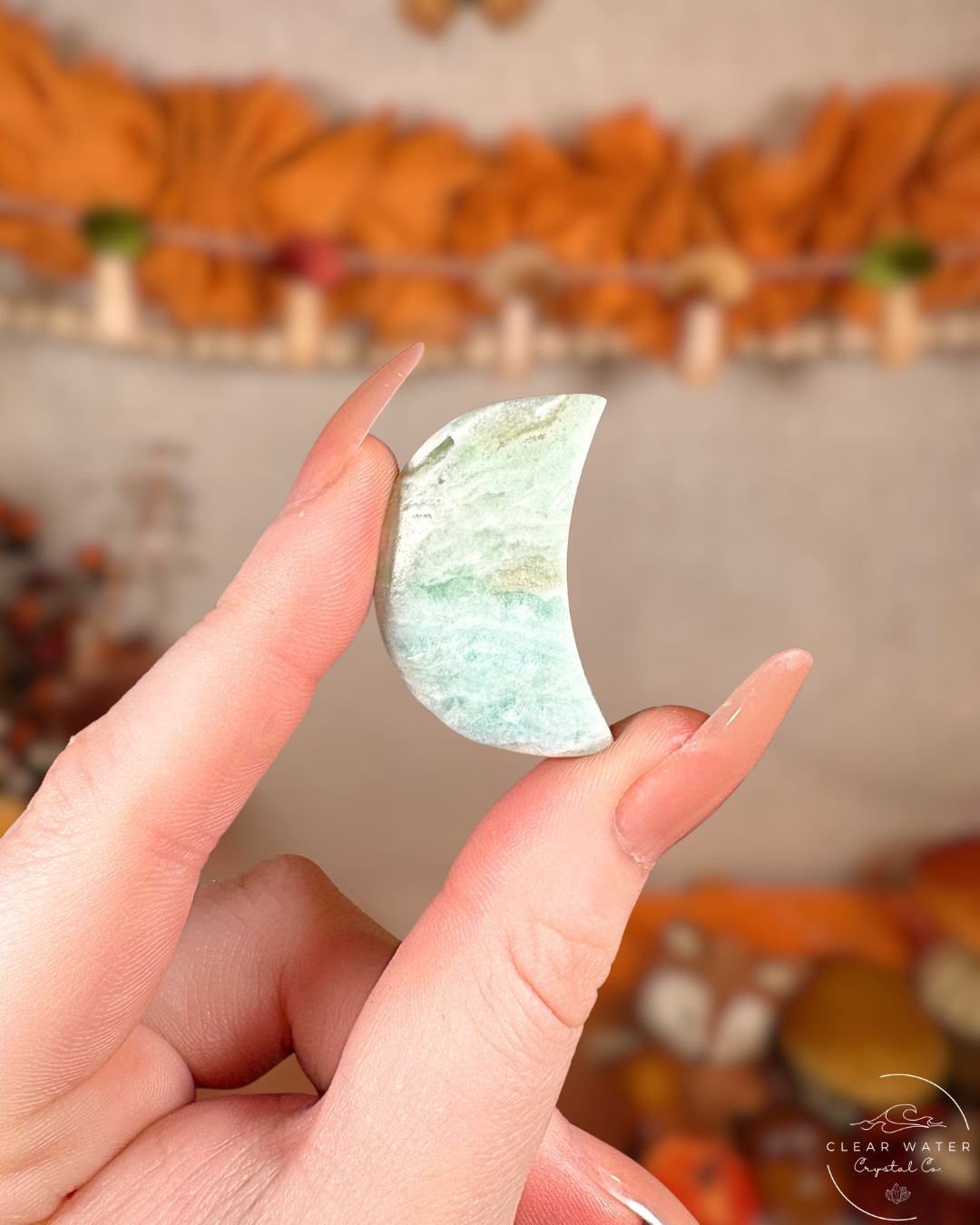 Calcite Crescent: Mini Calcite Moon