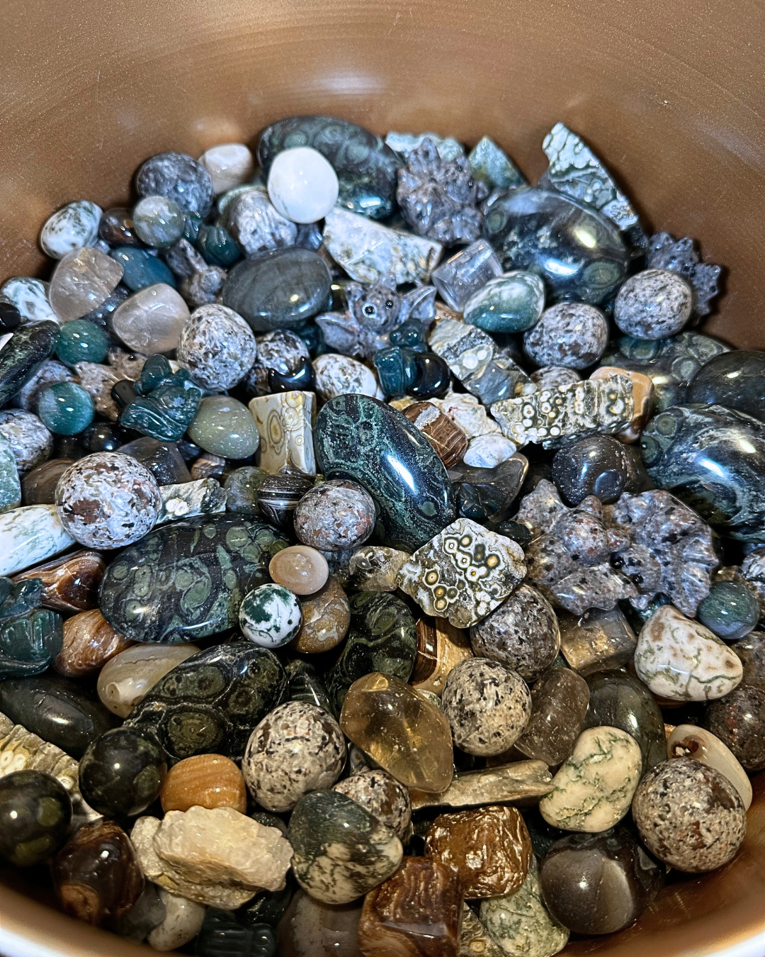 Haunt & Seek-  Curated Crystal Scoop