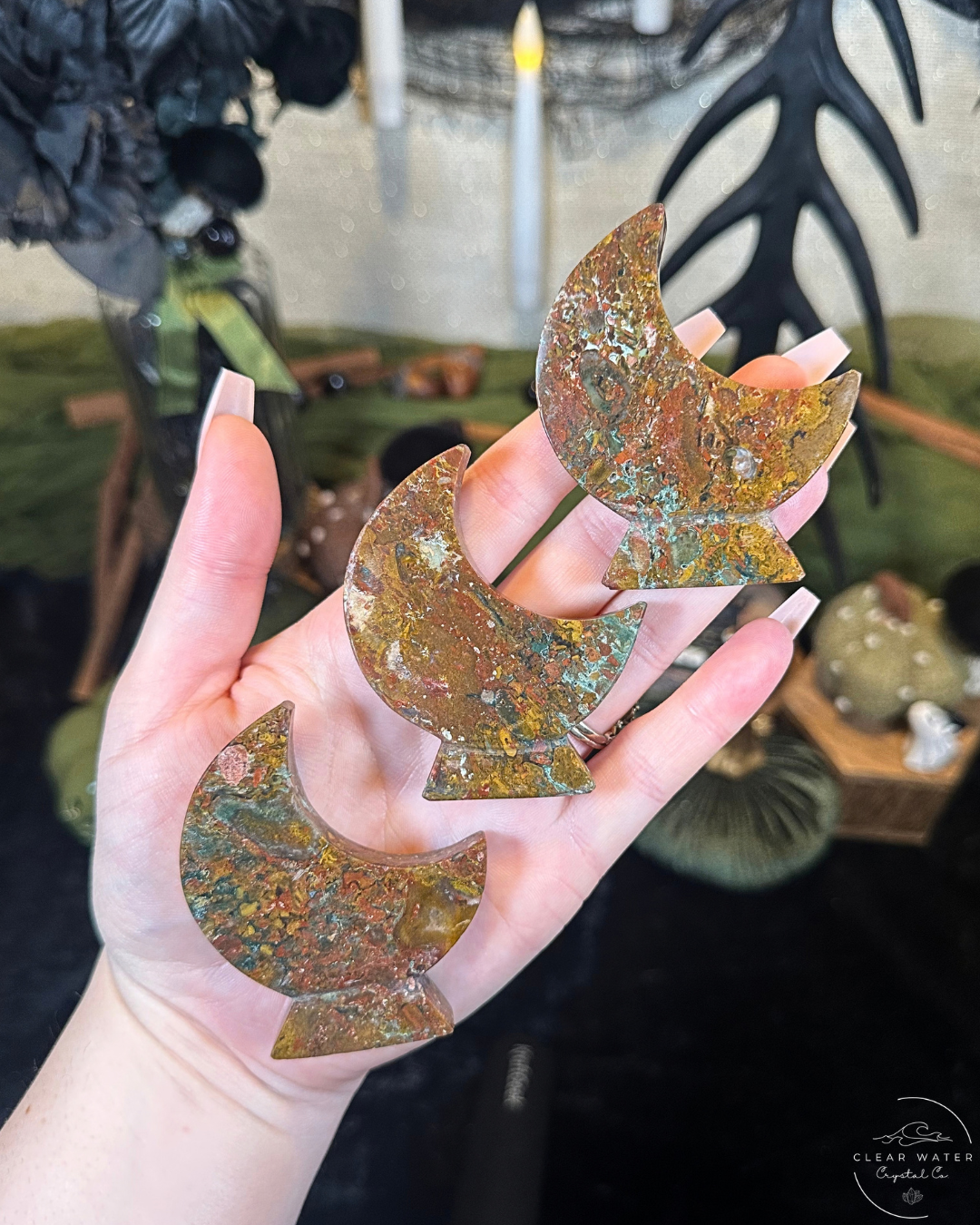 Scenic Moss Agate Standing Moon Carving | Indonesia