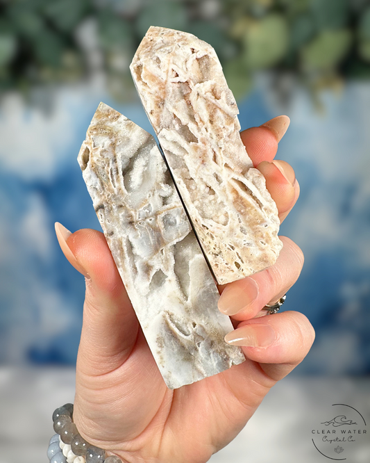 Quartz/Chalcedony Tower: Crystalline Radiance