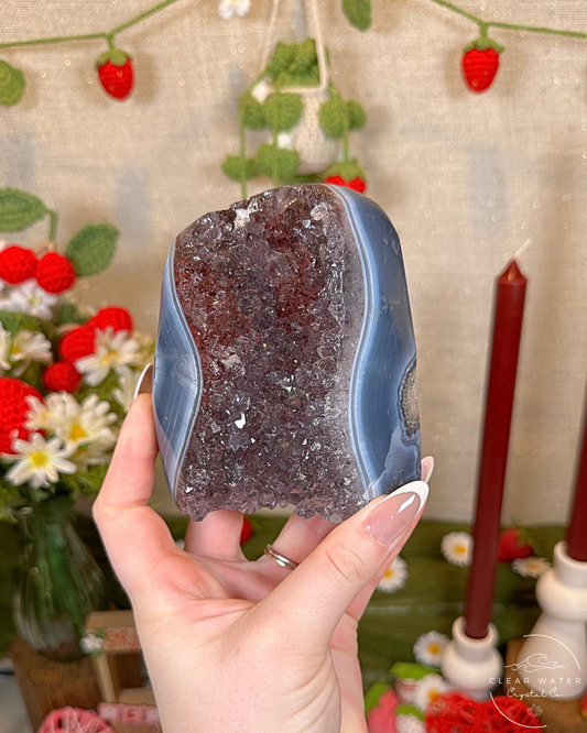 Raspberry Ravine - Amethyst and Agate Cut Base