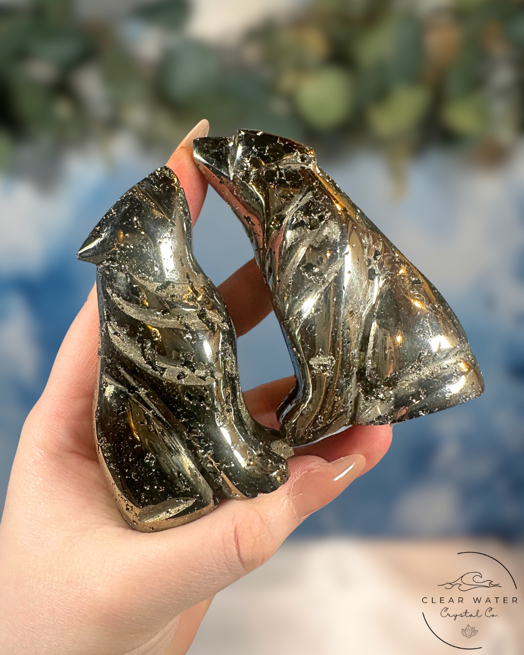 Pyrite Wolf Carving: Lunar Power